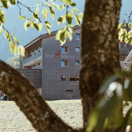 Hotel Hubertus Mellau Gmbh ภายนอก รูปภาพ