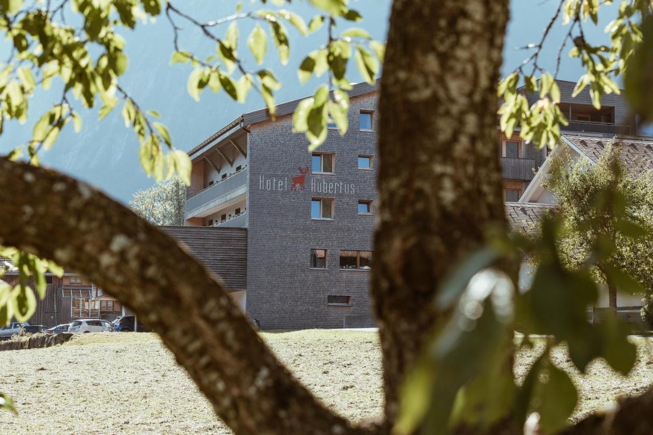 Hotel Hubertus Mellau Gmbh ภายนอก รูปภาพ