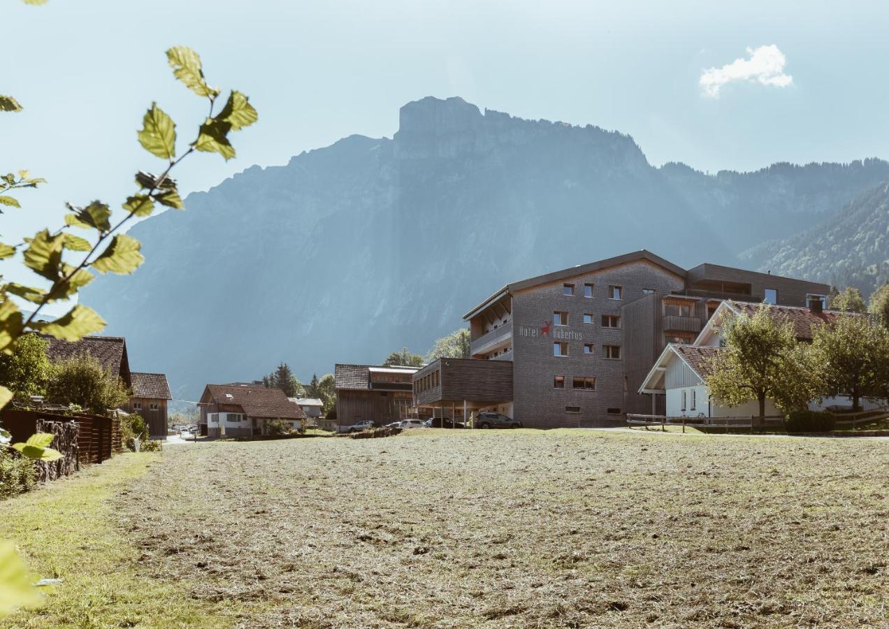 Hotel Hubertus Mellau Gmbh ภายนอก รูปภาพ