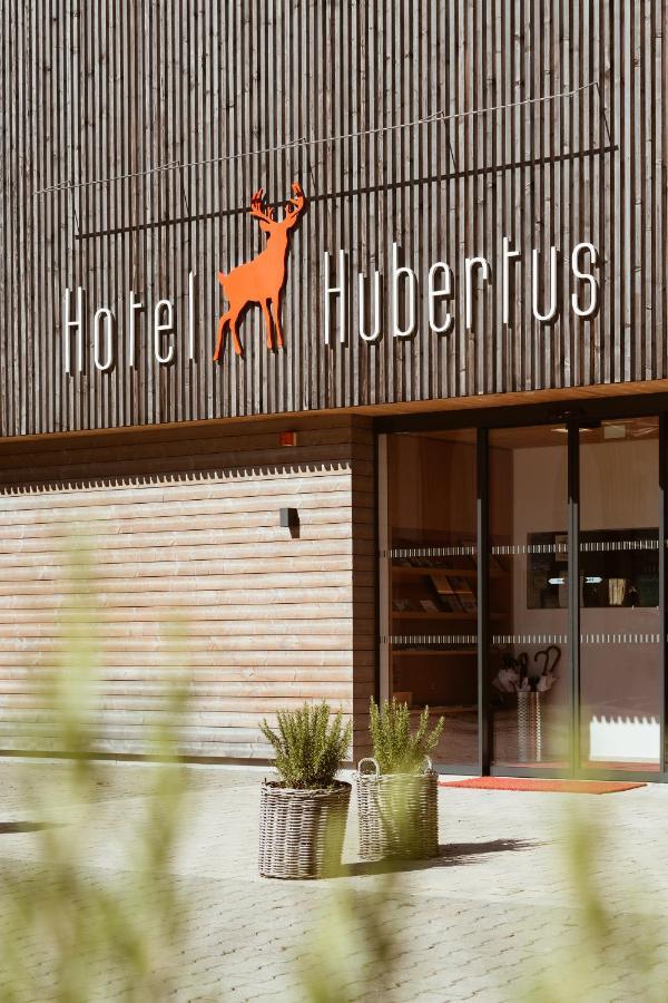 Hotel Hubertus Mellau Gmbh ภายนอก รูปภาพ