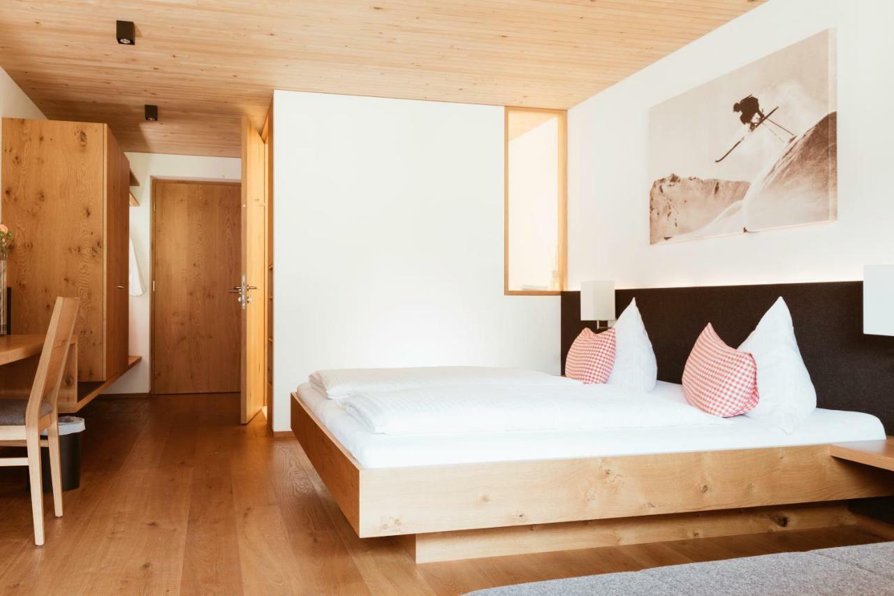 Hotel Hubertus Mellau Gmbh ภายนอก รูปภาพ